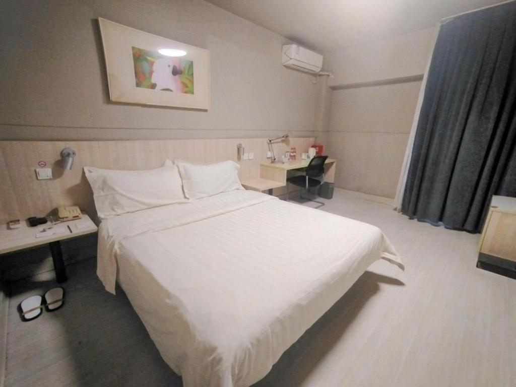 Jinjiang Inn Zhengzhou Railway Station Erqi Square Metro Station Luaran gambar